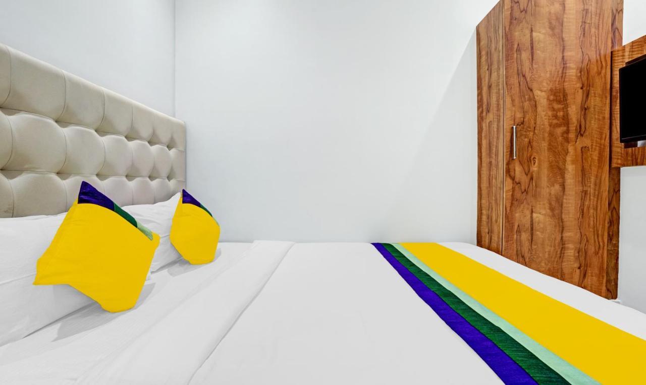 Itsy Hotels Heraa International Mumbai Kültér fotó